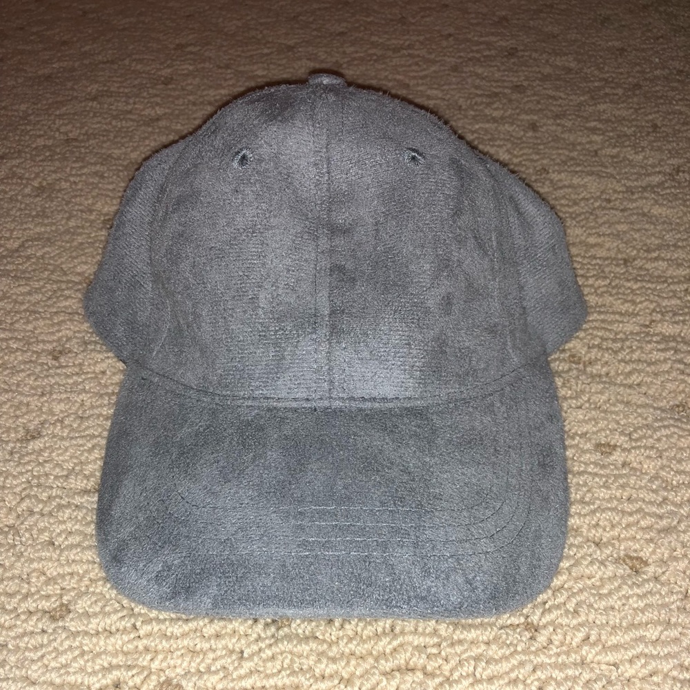 Windsor Cap